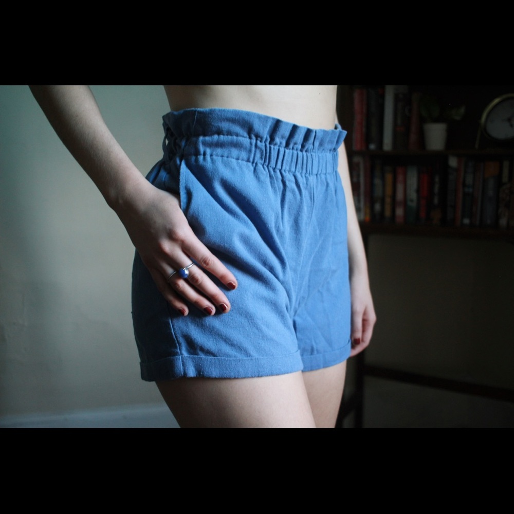 Draw string shorts 🦋✨ - Picture 3 of 4